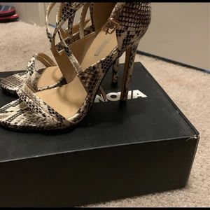 Fashion nova heels